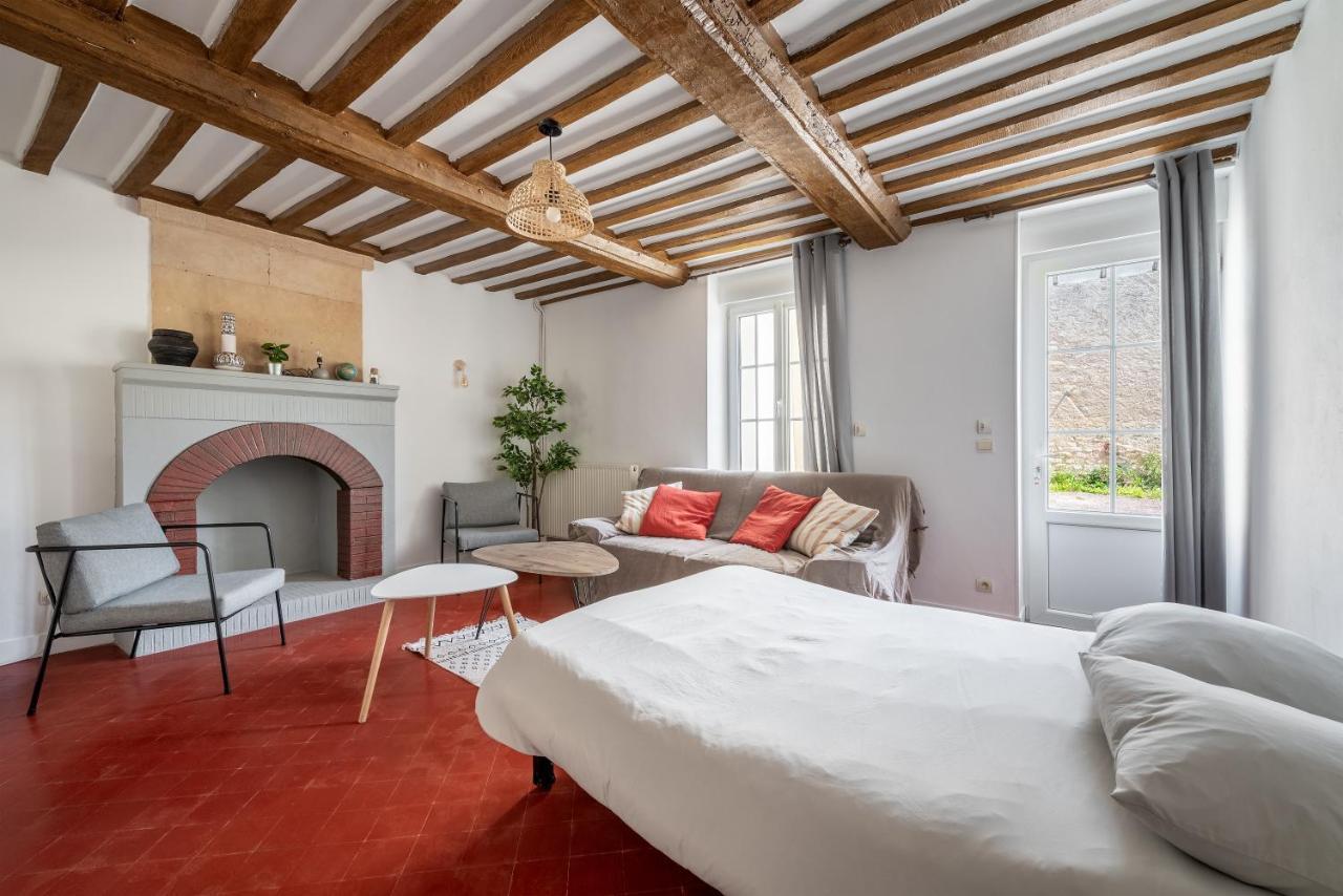 L'Escalier Rouge - Maison Renovee Avec Cour لوك-سور-مير المظهر الخارجي الصورة